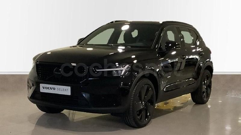 Negro Nuevo 2025 Volvo XC40 Plus SUV | 38.200 € (Buen precio) - Imagen 1/4