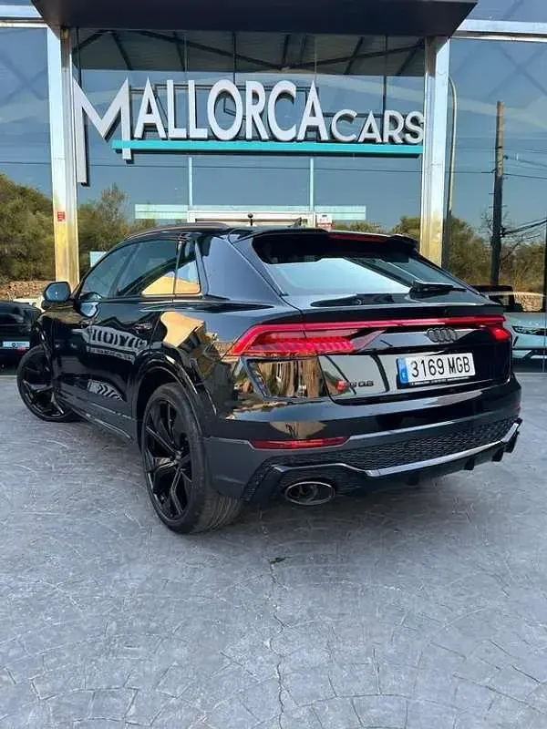 Usado Audi Q8 Ambiente 600 CV (441 kW) 2023 Negro SUV
