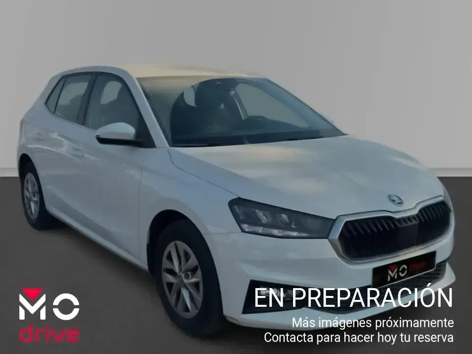 Usado Skoda Fabia Ambition 95 CV (69 kW) 2023 Utilitario