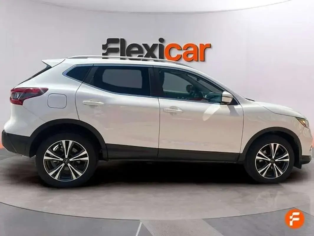 Usado Nissan Qashqai Acenta 140 CV (102 kW) 2020 Blanco SUV