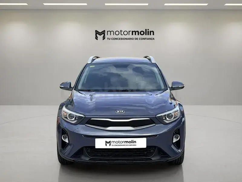 Usado Kia Stonic 120 CV (88 kW) 2019 Azul SUV