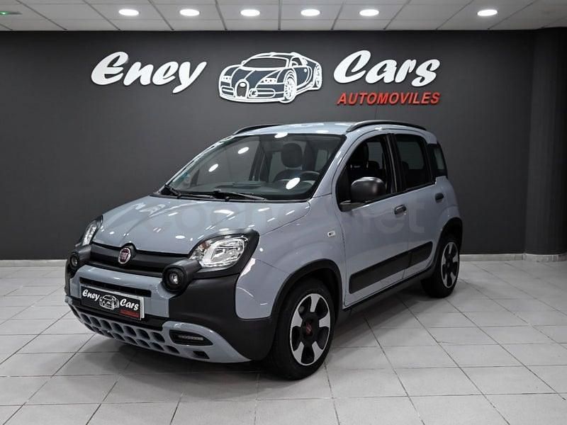 Usado Fiat Panda Cross Cross 70 CV (51 kW) 2022 Azul Utilitario