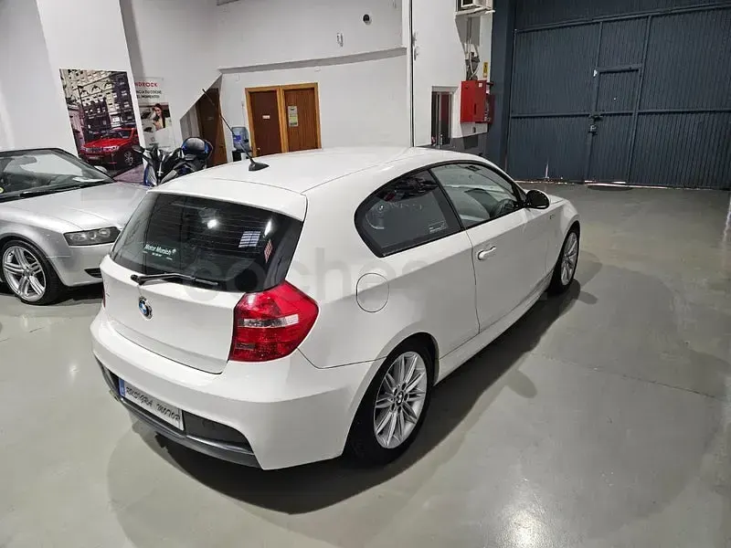 Usado BMW 118 143 CV (105 kW) 2009 Blanco Utilitario