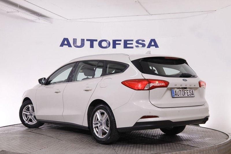 Begagnad Ford Focus Trend 120 HK (88 kW) 2020 Vit Kombi