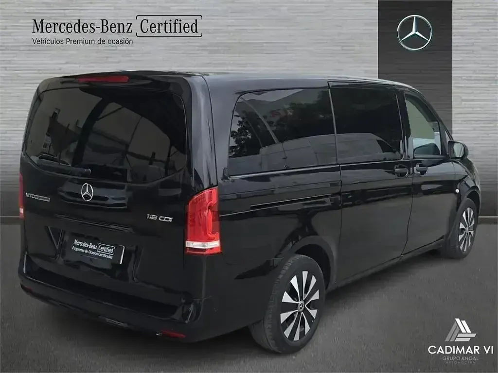 Usado Mercedes Vito 163 CV (119 kW) 2024 Negro Van
