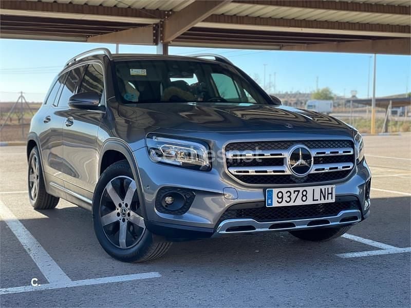 Usado Mercedes GLB200 150 CV (110 kW) 2021 Gris / plata SUV
