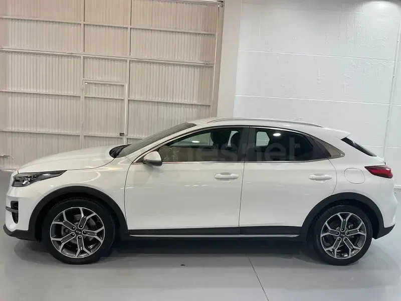 Usado Kia XCeed 115 CV (84 kW) 2019 Blanco SUV