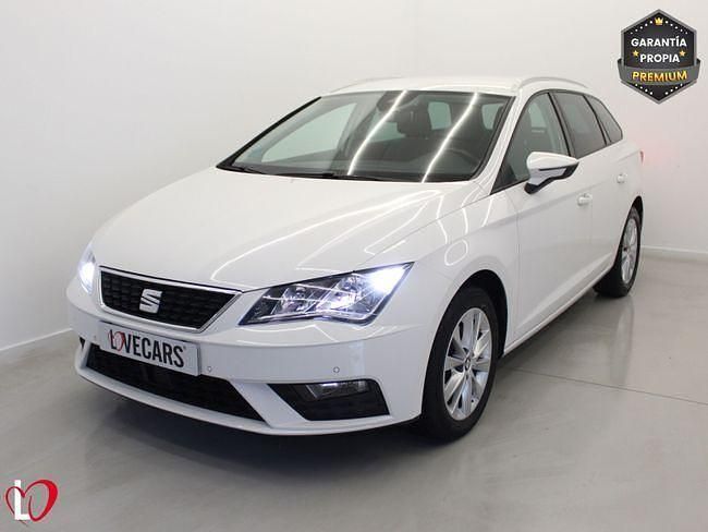 Usado Seat Leon Style 115 CV (84 kW) 2020 Blanco Familiar
