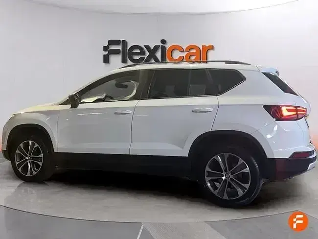 Usado Seat Ateca Style 115 CV (84 kW) 2020 Blanco SUV