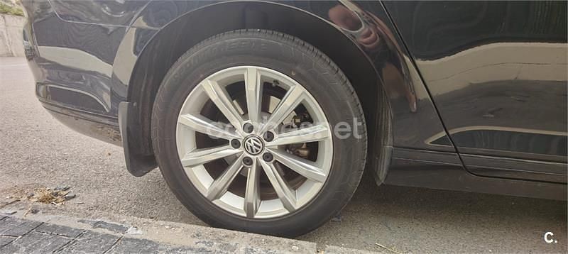 Usado VW Passat Advance 150 CV (110 kW) 2015 Negro Berlina