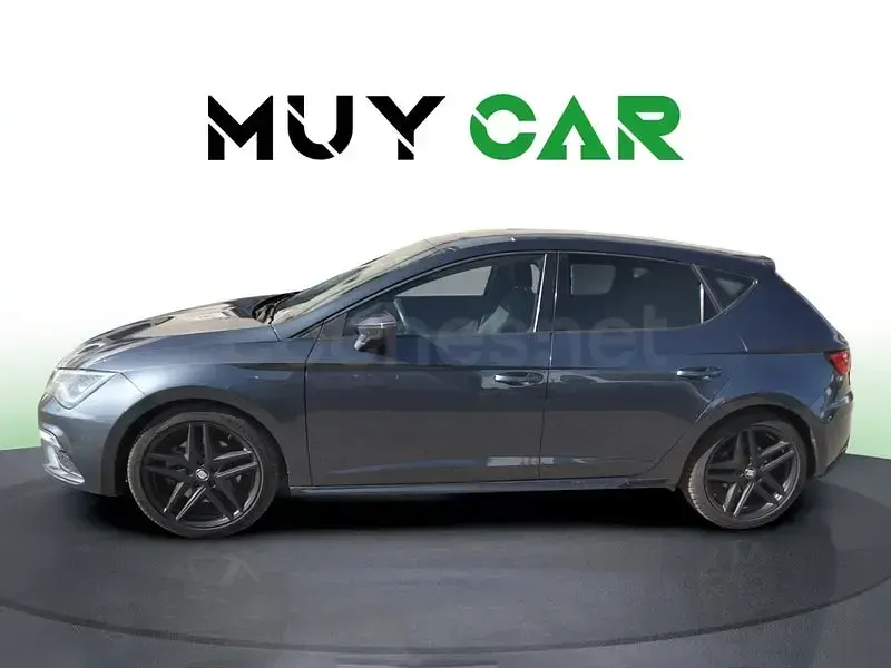 Usado Seat Leon FR 150 CV (110 kW) 2020 Gris / plata Berlina