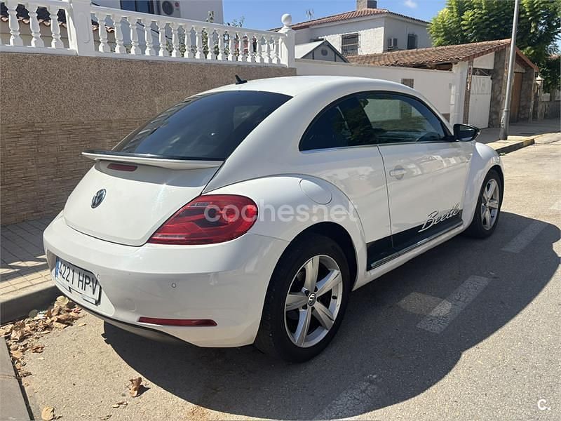 Usado VW Beetle Sport 140 CV (102 kW) 2013 Blanco Berlina