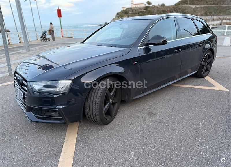 Usado Audi A4 S-Line 245 CV (180 kW) 2015 Azul Familiar