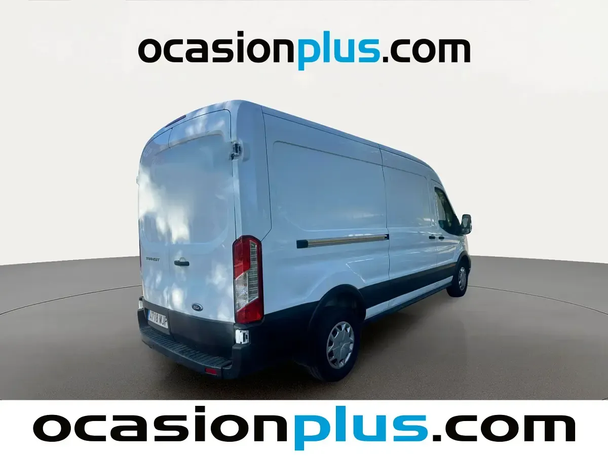 Usado Ford Transit Trend 131 CV (96 kW) 2023 Blanco Van