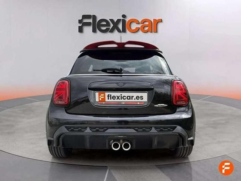 Usado Mini John Cooper Works 231 CV (169 kW) 2022 Negro Utilitario
