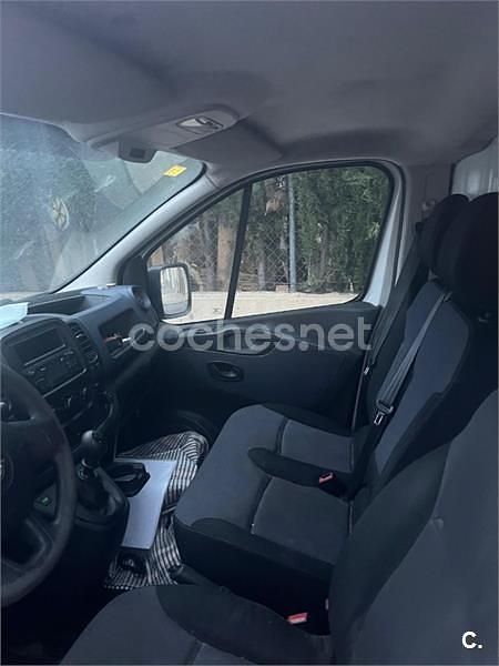 Usado Opel Vivaro 125 CV (91 kW) 2017 Blanco Monovolumen