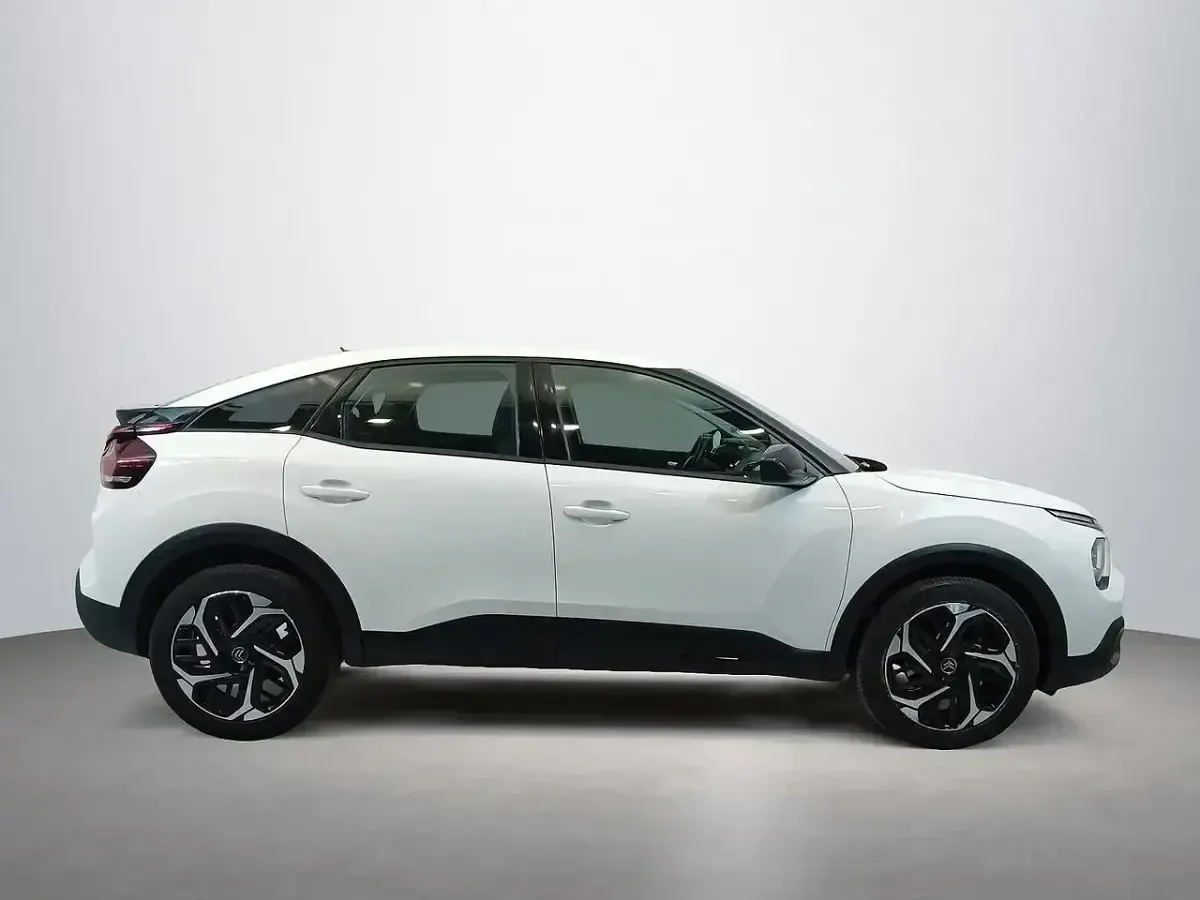 Usado Citroën C4 Feel 110 CV (80 kW) 2022 Blanco Utilitario