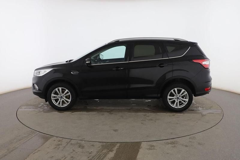 Usado Ford Kuga Trend+ 120 CV (88 kW) 2019 Negro SUV