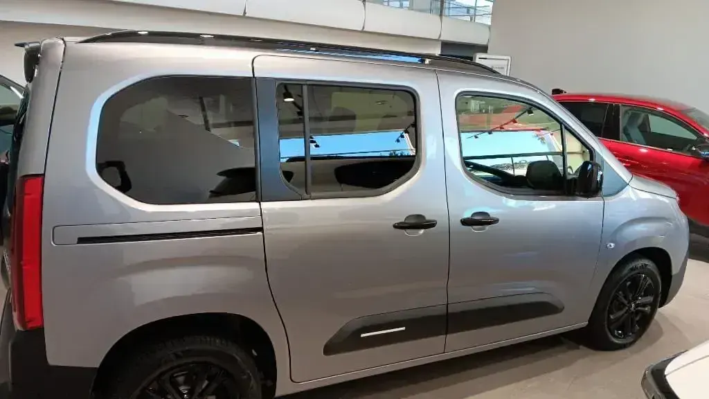 Nuevo Citroën e-Berlingo 102 CV (75 kW) 2025 Gris Monovolumen