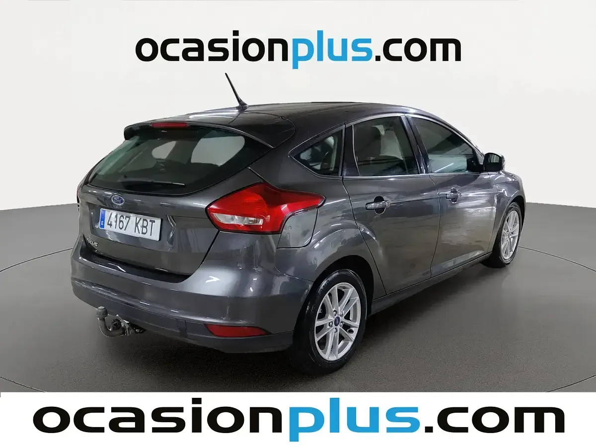 Usado Ford Focus Trend+ 125 CV (91 kW) 2017 Gris