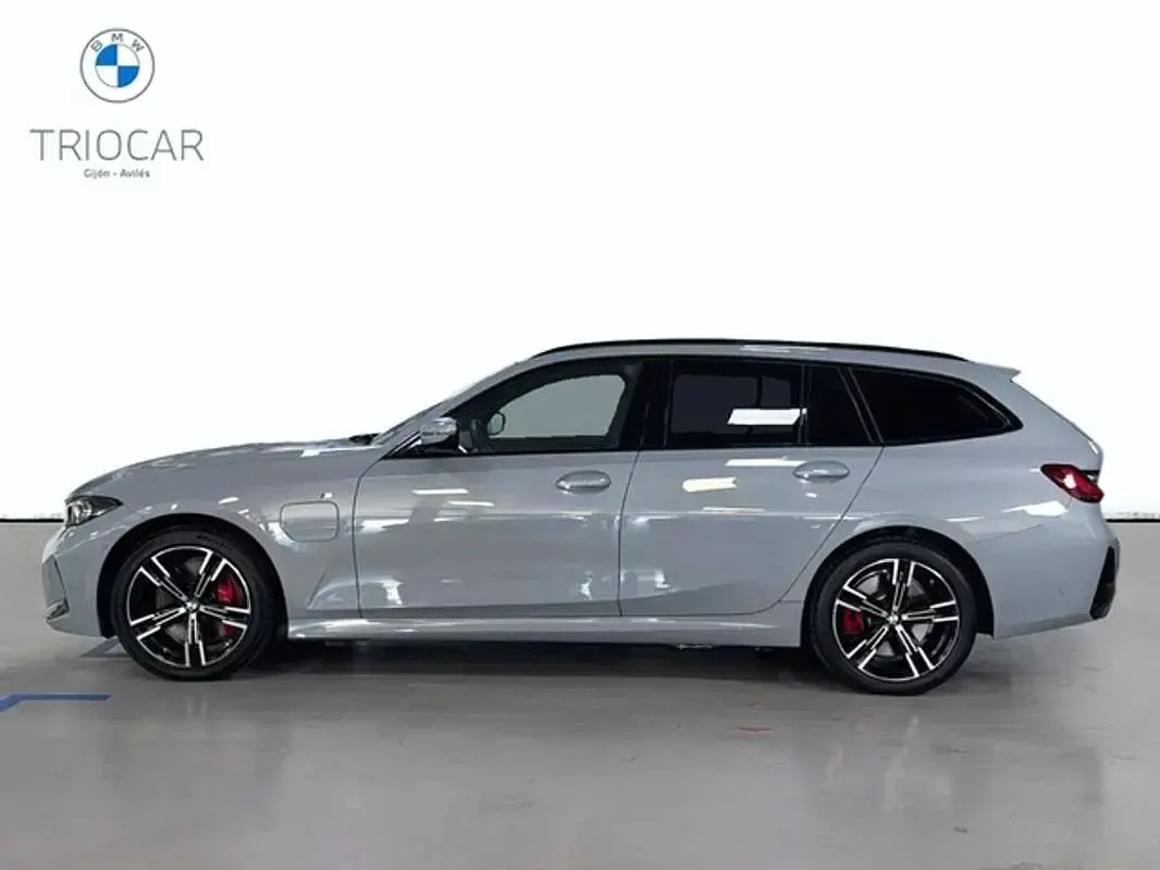 Usado BMW 330e Comfort Edition 292 CV (214 kW) 2025 Familiar