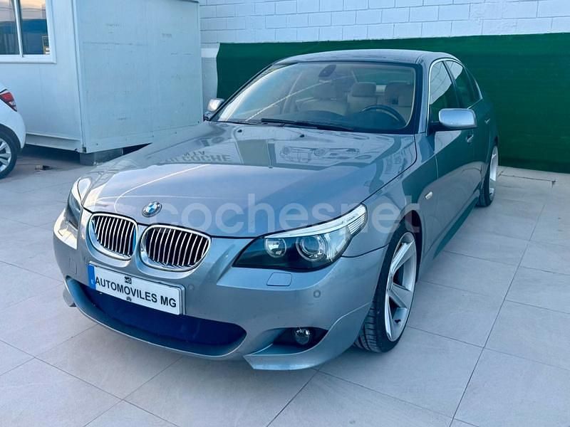 Usado BMW 530 231 CV (169 kW) 2006 Gris / plata Berlina