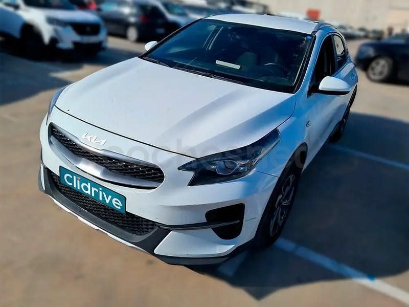 Usado Kia XCeed 120 CV (88 kW) 2022 Blanco SUV