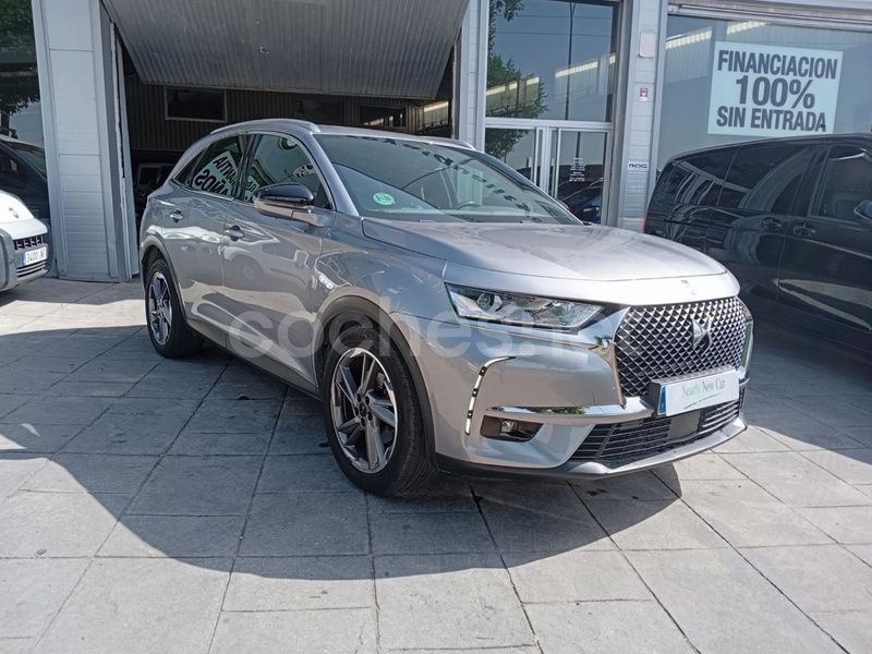 Gris Usado 2020 DS Automobiles DS7 Crossback Chic SUV | 17.990 € (Caro) - Imagen 1/2