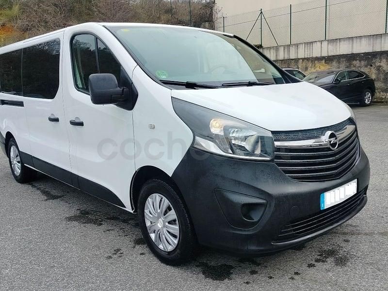 Usado Opel Vivaro 125 CV (91 kW) 2017 Blanco Monovolumen