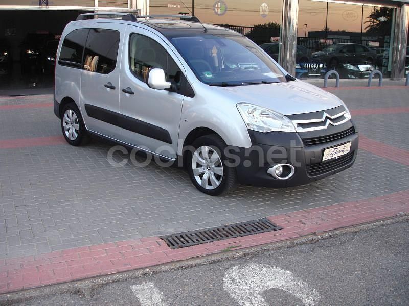 Gris / plata Usado 2012 Citroën Berlingo XTR Monovolumen | 11.750 € (Caro) - Imagen 1/4
