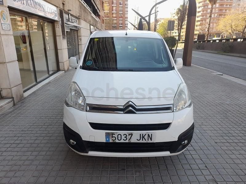 Usado Citroën Berlingo Seduction 120 CV (88 kW) 2015 Blanco Monovolumen