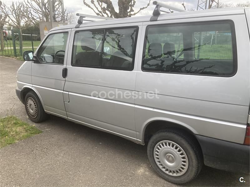 Usado VW Transporter 68 CV (50 kW) 2002 Gris / plata Van