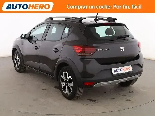Usado Dacia Sandero Comfort 91 CV (66 kW) 2022 Negro Berlina