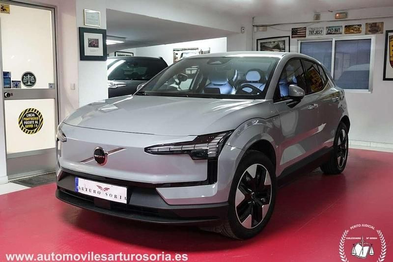 Usado Volvo EX30 Core 200 kW (272 CV) 2024 Gris SUV