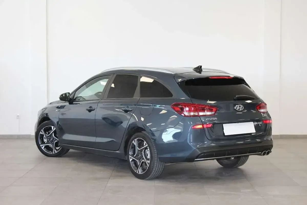 Usado Hyundai i30 N Line 120 CV (88 kW) 2021 Azul Familiar