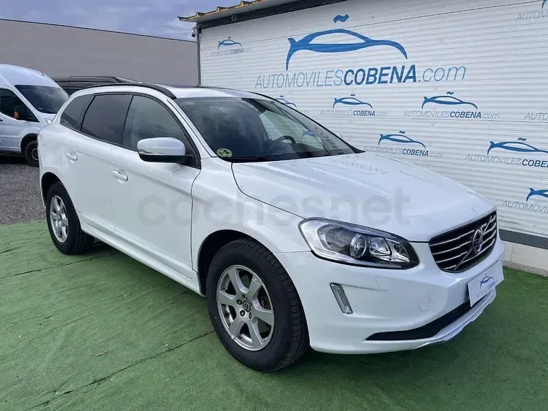 Usado Volvo XC60 Momentum 150 CV (110 kW) 2015 Blanco SUV