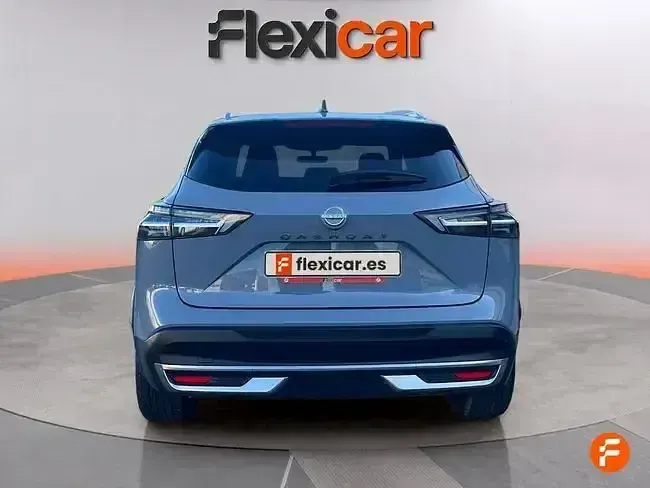 Usado Nissan Qashqai Acenta 140 CV (102 kW) 2024 Gris SUV
