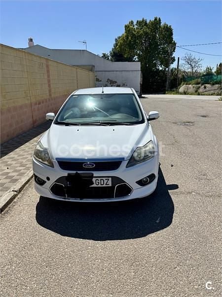 Usado Ford Focus Trend 115 CV (84 kW) 2008 Blanco Berlina