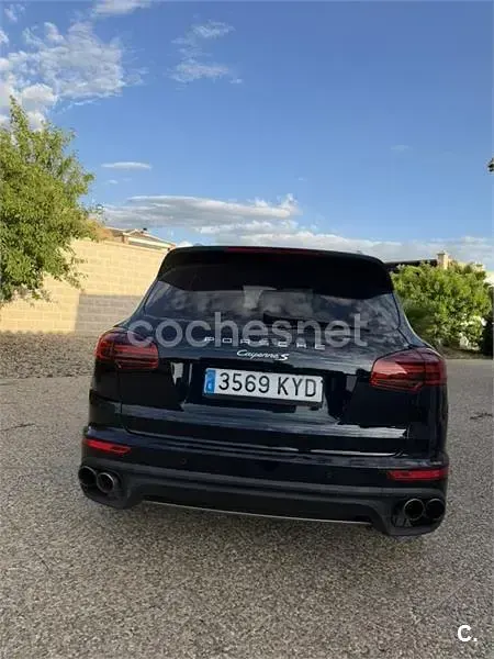 Usado Porsche Cayenne S E-Hybrid 416 CV (305 kW) 2015 Azul SUV