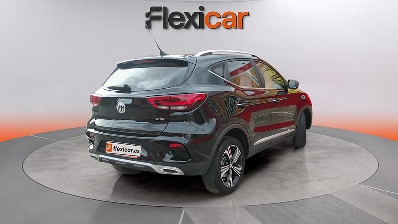 Usado MG ZS Comfort 111 CV (81 kW) 2022 Verde SUV