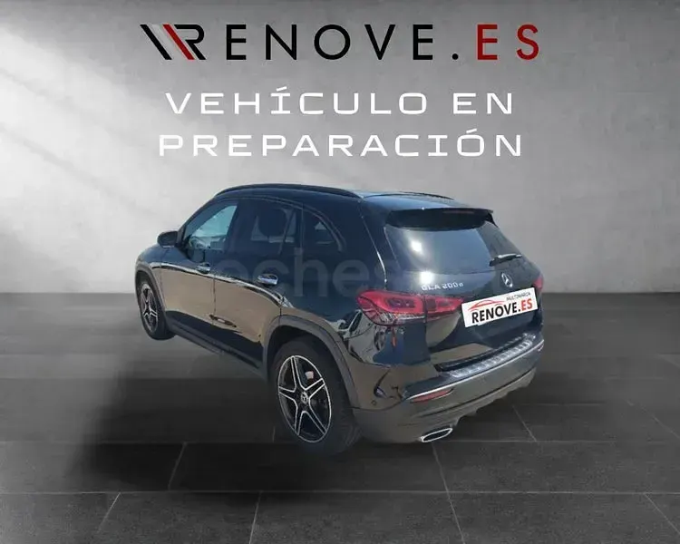 Usado Mercedes GLA200 150 CV (110 kW) 2021 Negro SUV