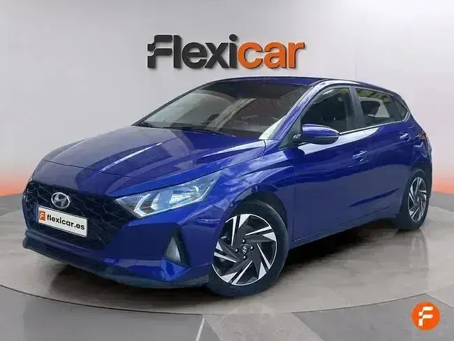 Begagnad Hyundai i20 100 HK (73 kW) 2021 Blå Halvkombi