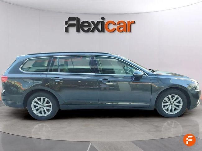 Usado VW Passat 122 CV (89 kW) 2021 Gris Familiar