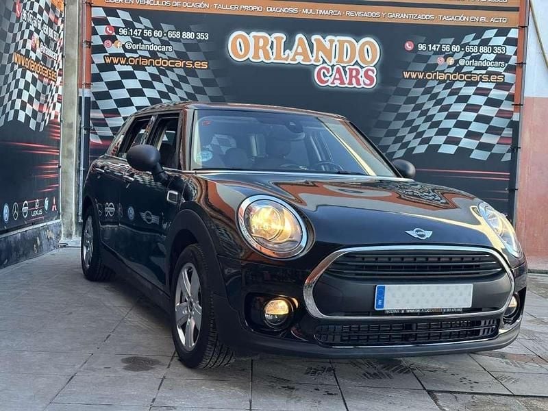 Usado Mini One D Clubman 116 CV (85 kW) 2017 Negro Familiar