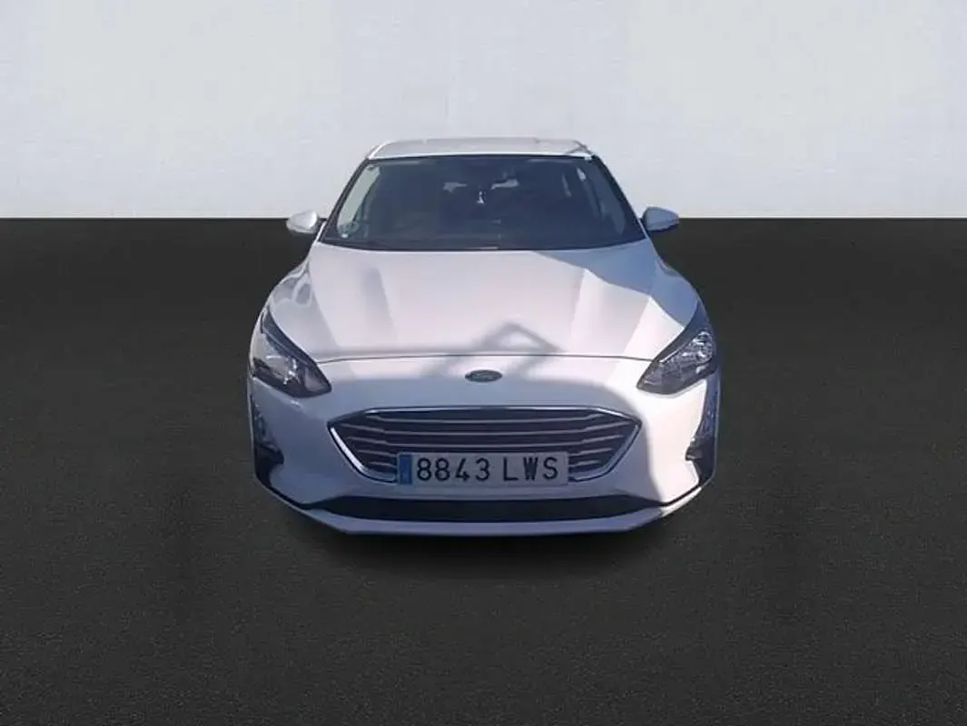 Usado Ford Focus Trend+ 120 CV (88 kW) 2022 Blanco Utilitario