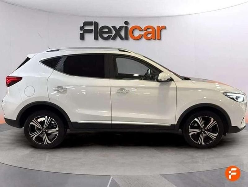 Usado MG ZS Comfort 106 CV (77 kW) 2023 Blanco SUV