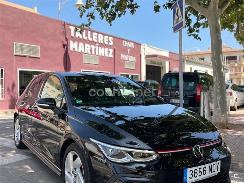 Negro Usado 2023 VW Golf VIII GTI Berlina | 31.900 € (Precio justo) - Imagen 1/4