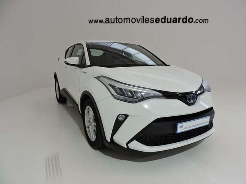 Usado Toyota C-HR Business Edition 122 CV (89 kW) 2021 Blanco SUV
