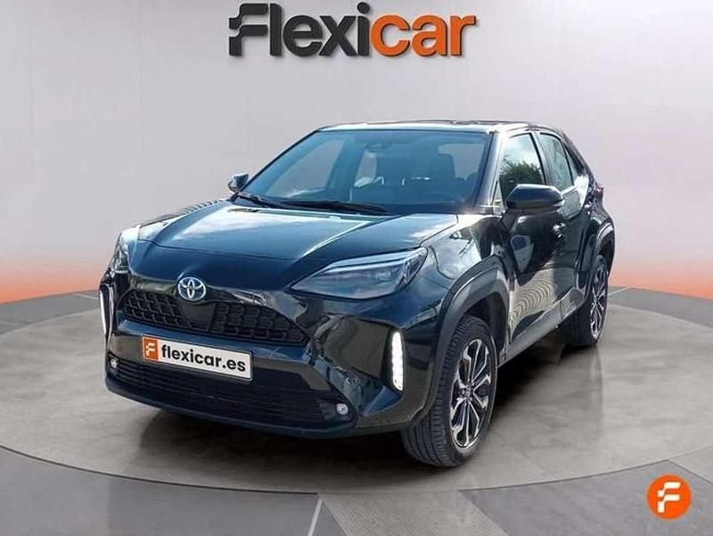 Usado Toyota Yaris Cross Active 116 CV (85 kW) 2022 Negro SUV