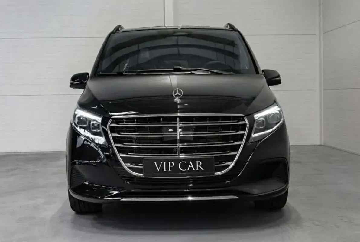 Nuevo Mercedes V300 Style 239 CV (175 kW) 2026 Negro Monovolumen